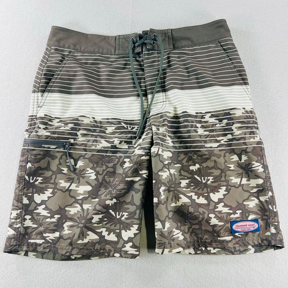 Vineyard Vines Performance Board Shorts Mens 30 Gray Floral Stripe Swim Trunks